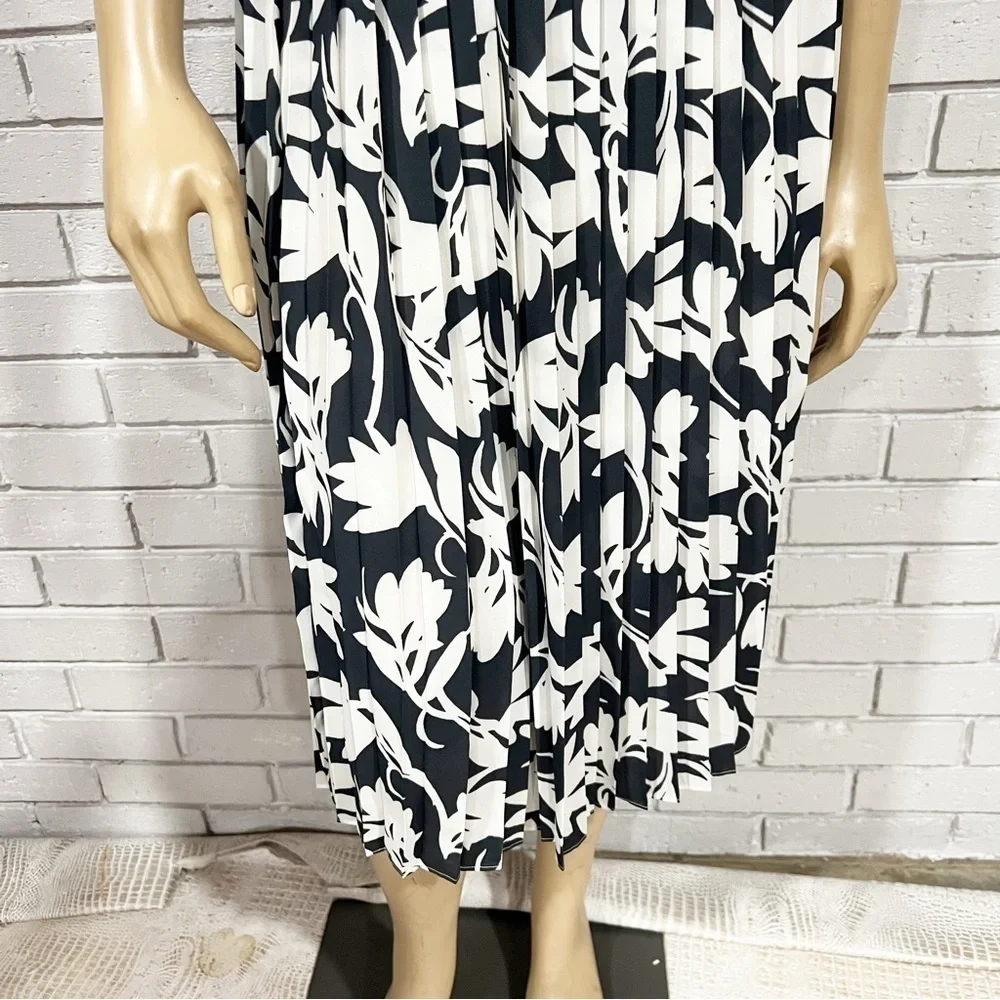 J.Crew 365 Women’s A-Line‎ Midi Skirt in Mirrored Floral